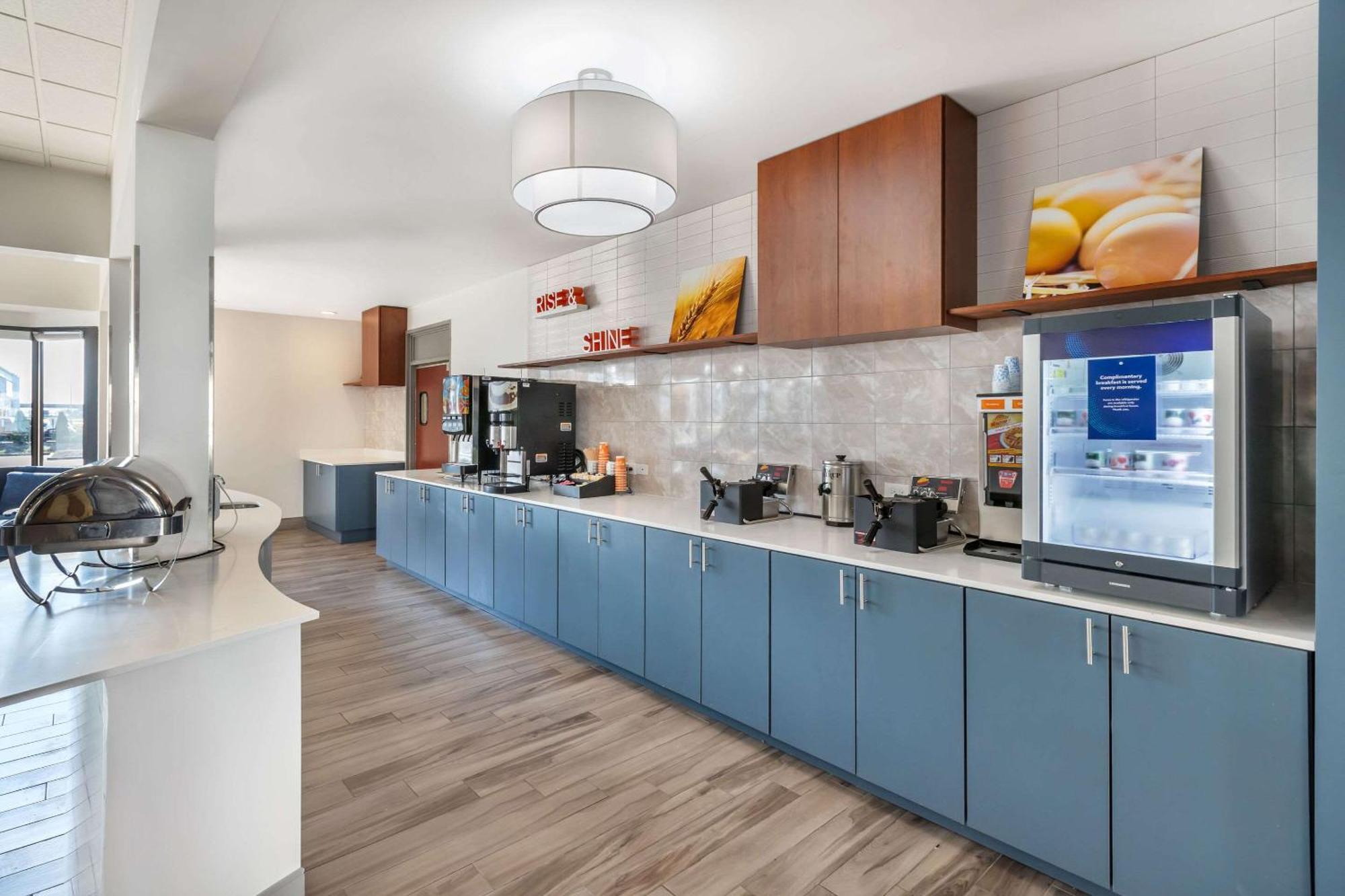 Comfort Inn & Suites Arlington Heights - Buffalo Grove Εξωτερικό φωτογραφία