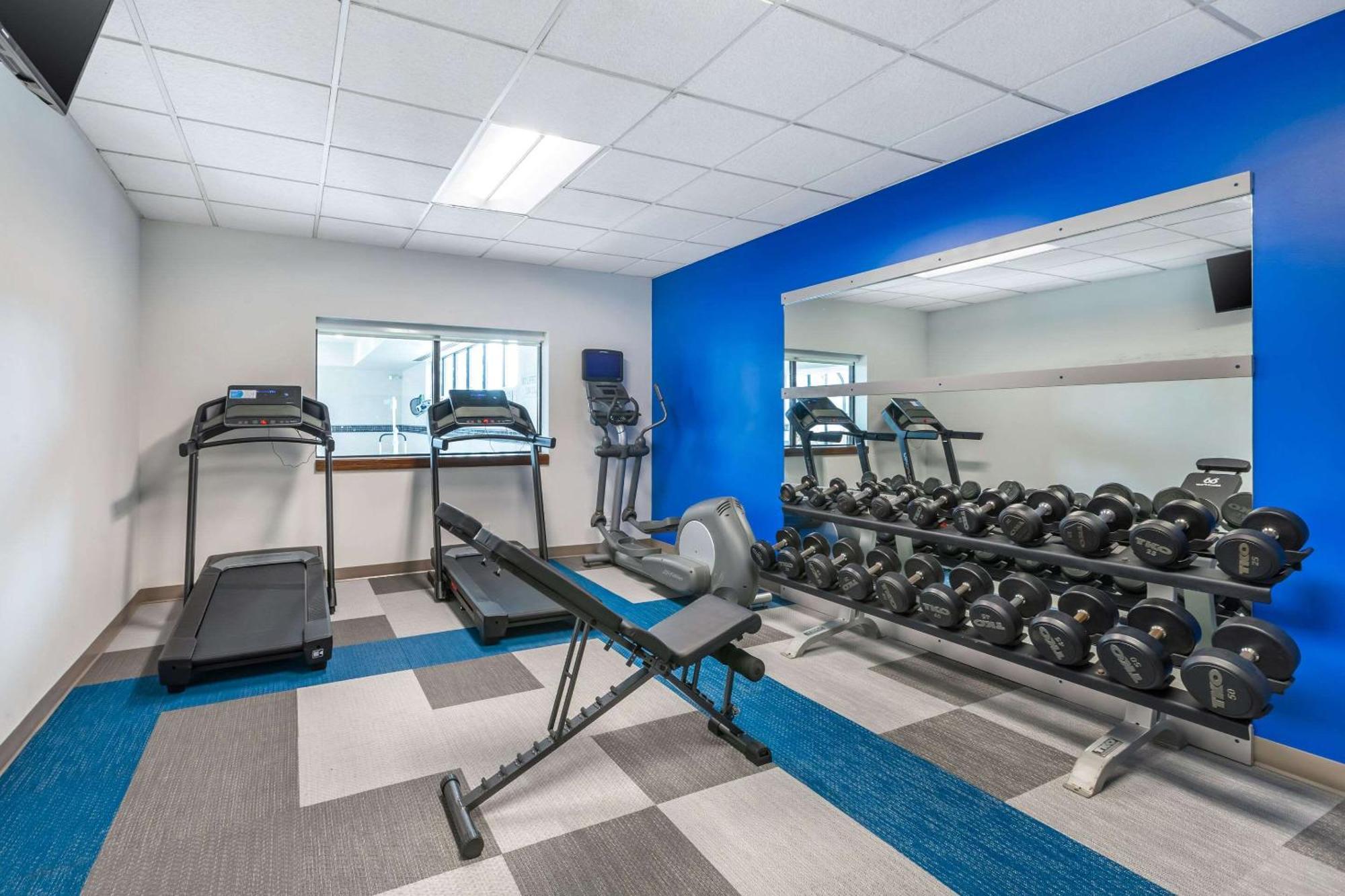 Comfort Inn & Suites Arlington Heights - Buffalo Grove Εξωτερικό φωτογραφία