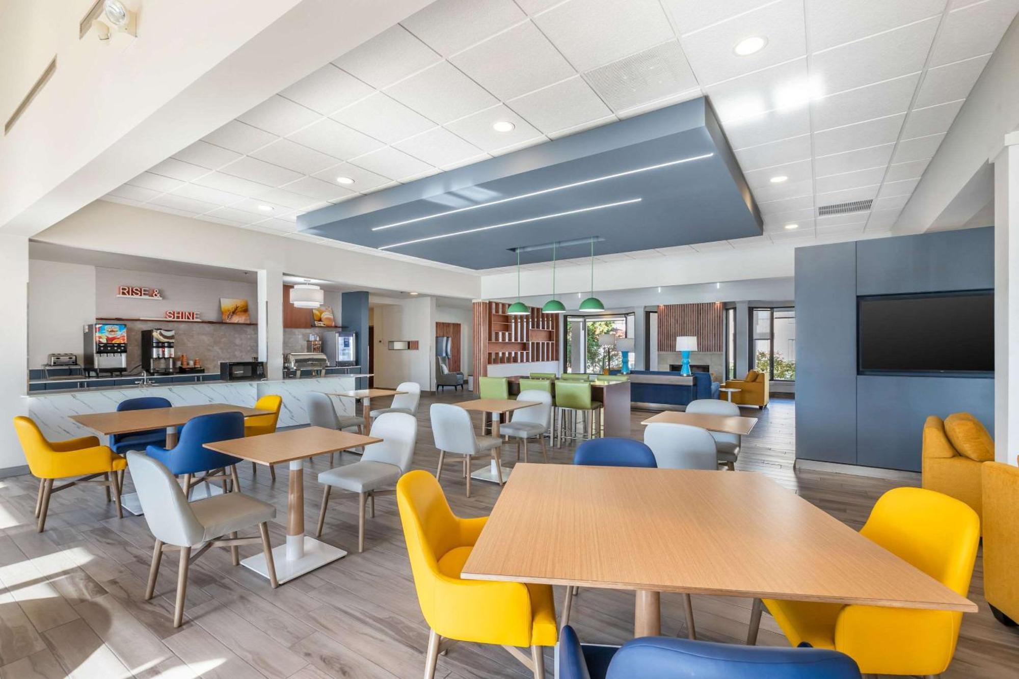 Comfort Inn & Suites Arlington Heights - Buffalo Grove Εξωτερικό φωτογραφία