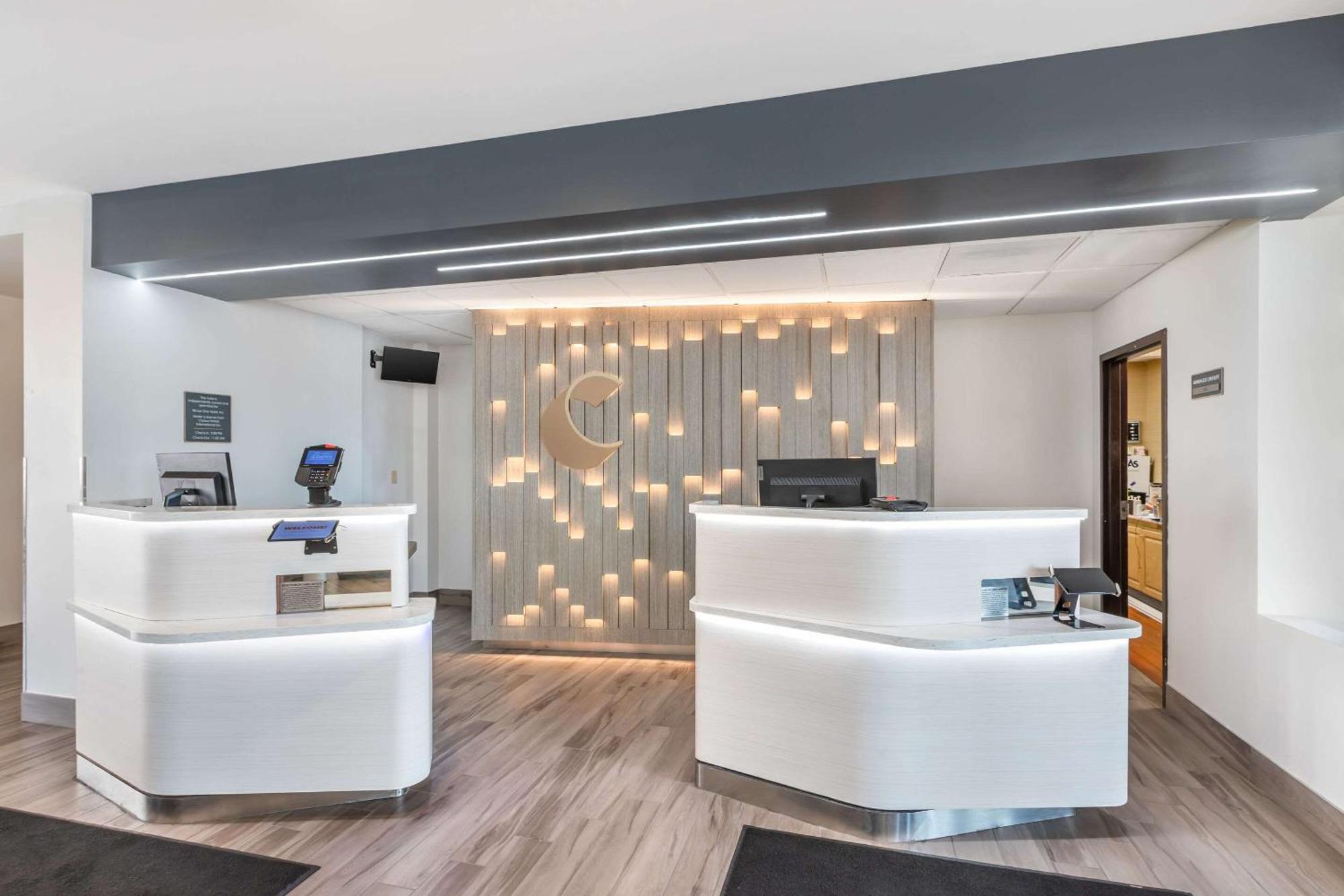 Comfort Inn & Suites Arlington Heights - Buffalo Grove Εξωτερικό φωτογραφία