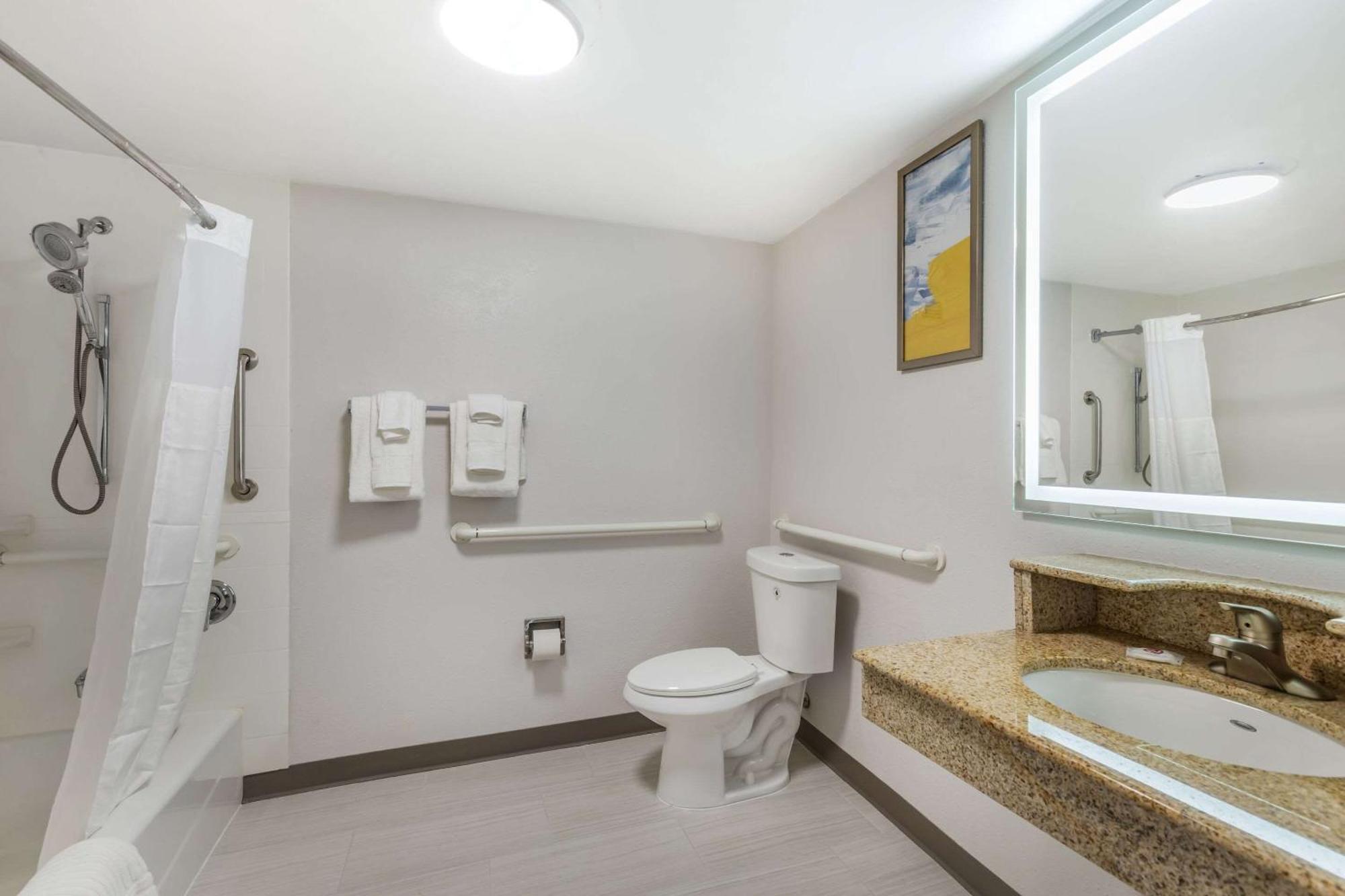 Comfort Inn & Suites Arlington Heights - Buffalo Grove Εξωτερικό φωτογραφία